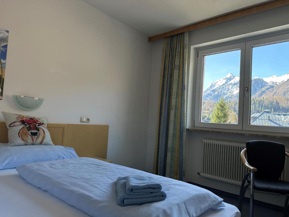 Pension Monika, Your B&B Including Summercard Kaprun Exteriör bild